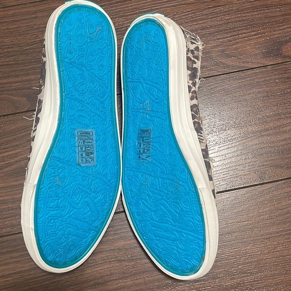 Blowfish Malibu Women’s Animal Print Shoes - Picture 8 of 10